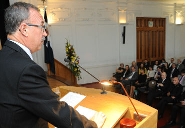 Académico español Juan Lema recibe el título Doctor Honoris Causa por la PUCV - Foto 2