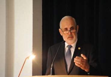 Fiscal Nacional Jorge Abbott Charme inauguró Año Académico 2016 en la PUCV