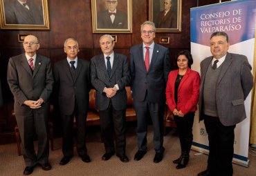 CRUV se reúne con representantes de universidades españolas para potenciar vínculos internacionales - Foto 1