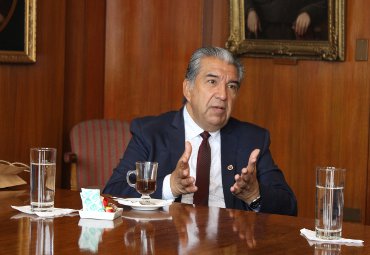 Embajador de Chile en Guatemala visitó la PUCV para avanzar en ámbitos de cooperación internacional - Foto 1