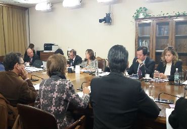 Académicos de la Escuela de Alimentos exponen investigación sobre tratamiento de lácteos ante la Comisión de Agricultura en Congreso - Foto 3