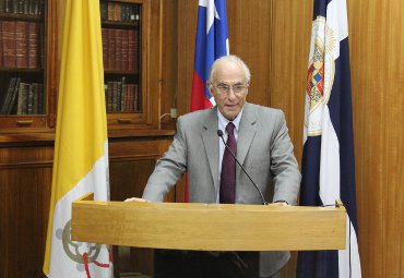 Sergio Bitar en la PUCV: “La innovación necesita un grado de diálogo social que en Chile no tenemos”