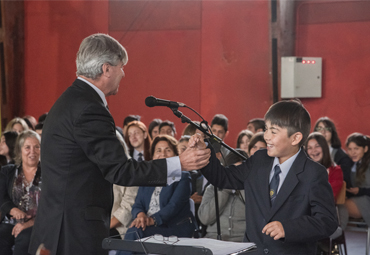 Con concierto pedagógico se inaugura proyecto “Orquesta de Cámara PUCV” en Liceo Bicentenario - Foto 3