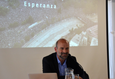 Sergio Baeriswyl: “Hoy la gente está reclamando más dignidad”