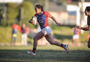 Katherine Finschi: “El espíritu de superación y el trabajo en equipo son claves en el rugby”
