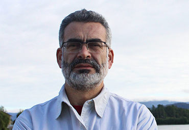 Marco Cisternas: “buscaremos relevar la carrera académica”