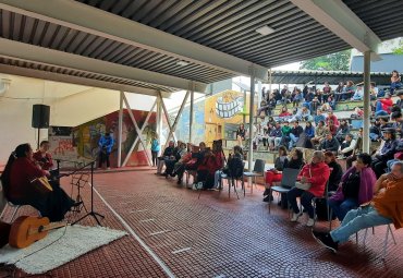 Cantora maulina ofreció selección de tonadas y cuecas en Campus Sausalito - Foto 2