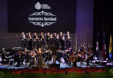 Más de mil personas disfrutaron del Concierto de Navidad PUCV en el Teatro Municipal de Viña del Mar