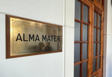 “Alma Mater”: Los orígenes de un nuevo espacio universitario para profesores en Casa Central