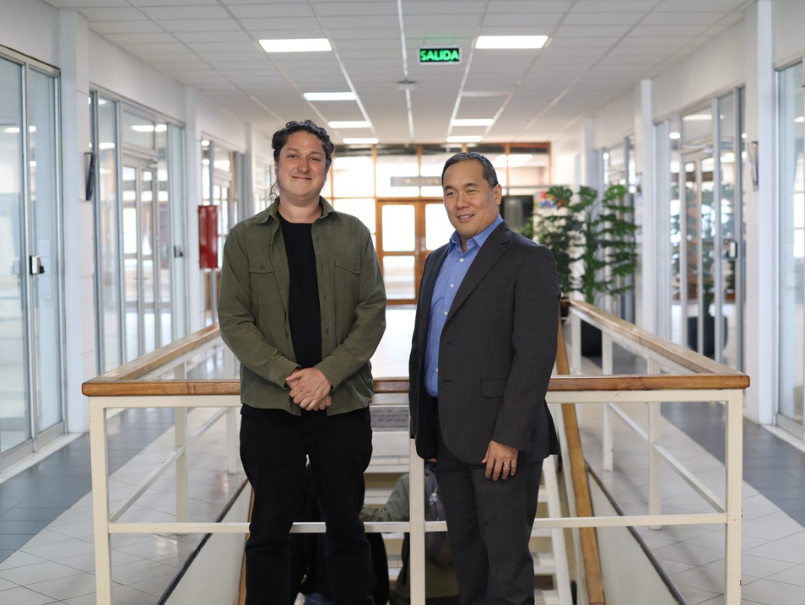 Especialista de Intel expuso sobre los desafíos y oportunidades de la industria de semiconductores