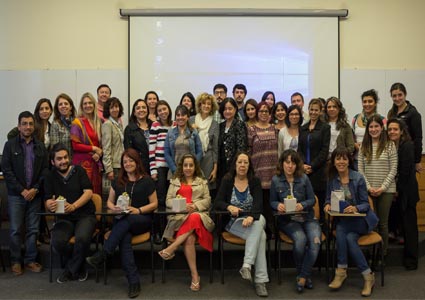 Catedrática española Silvia Barona impartió clases en el Diplomado en Gestión de Conflictos de la PUCV