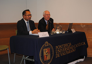 Secretario General del Consejo de Cooperación Económica del Pacífico dictó conferencia en PUCV Santiago