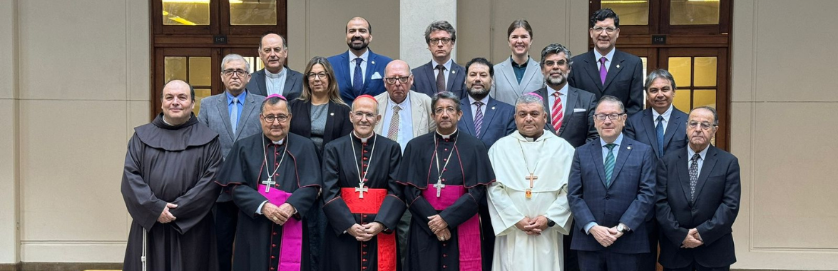 Teología PUCV participa en visita del cardenal José Tolentino de Mendonça en inauguración Año Académico 2026