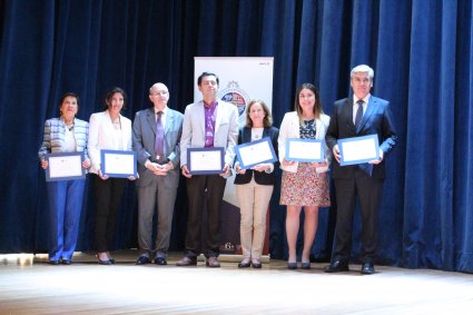 Académicos de la Facultad de Ingeniería recibieron premios por Excelencia Docente e Investigación de la PUCV