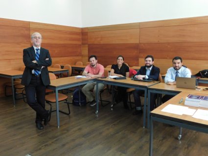 Catedrático español Carlos Esplugues fue nombrado profesor visitante de la PUCV