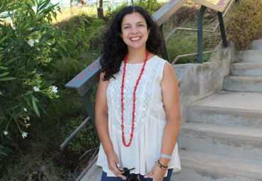 Profesora Daniela Lazcano estudiará la investigación sobre Comunicación en Chile