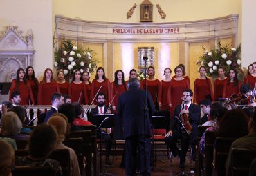 Coro Femenino y Orquesta de Cámara de la PUCV participan en XIV Encuentro de Música Sacra en Santiago
