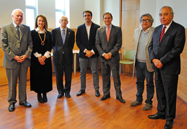 PUCV firma importante convenio de colaboración con Inmobiliaria Las Salinas de Grupo Angelini