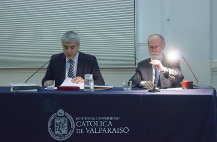 Profesor Eduardo Soto Kloss imparte conferencia en la XI Versión del Diplomado en Derecho Administrativo