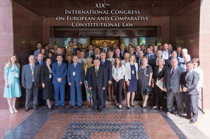 Profesor Bronfman participa en decimonoveno congreso sobre Derecho con​s​titucional europeo y comparado