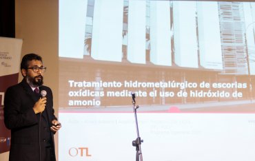 Académico Álvaro Aracena participa en celebración del Día de la Propiedad Industrial