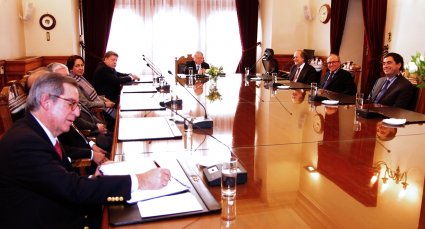 Decanos de las Escuelas de Derecho se reúnen con Ministros de la Corte Suprema en mesa de trabajo