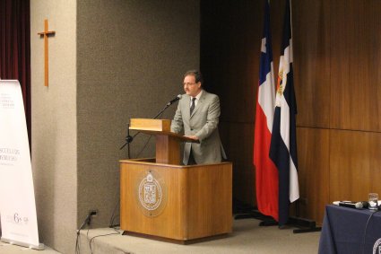 Centro de Derecho del Mar PUCV organiza seminario sobre cabotaje