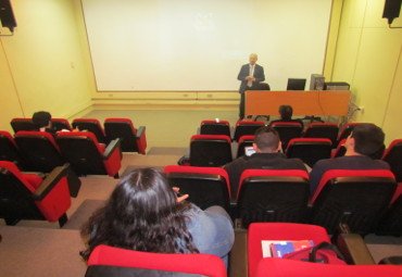 Académico de la Universidad de Bari dictó conferencia en la Facultad Eclesiástica de Teología