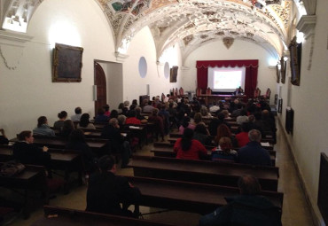 Decano de la Facultad expuso en seminarios sobre la Edad Media en España