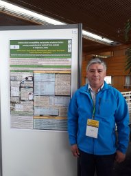 Profesor Arturo Levican participa en Nantes, Francia