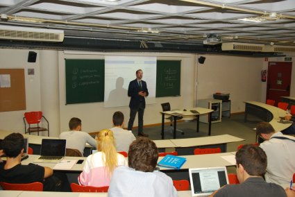 Profesor Miguel Sánchez participa en actividades académicas en Roma y Barcelona