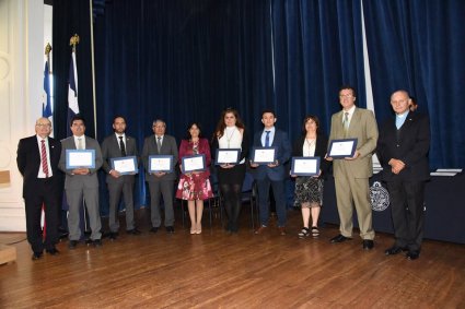 Académicos de la Facultad reciben Premio en Docencia Distinguida PUCV