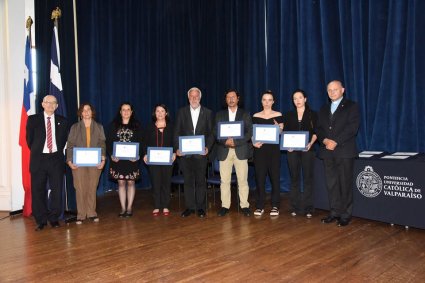 Académicos de la Facultad reciben Premio en Docencia Distinguida PUCV