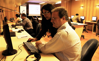 Académicos de Derecho PUCV participan en formación del Aula Virtual