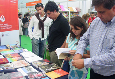 Ediciones Universitarias de Valparaíso presentará libros de Margot Loyola en Viña del Mar