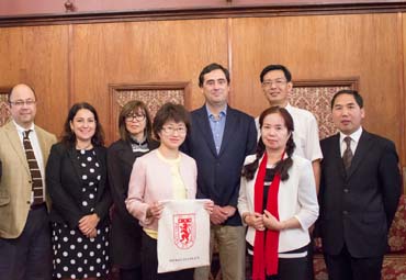 Visita delegación Universidad de Finanzas y Economía de Yunnan