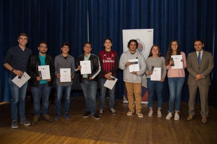PUCV entrega becas por Ingreso Destacado a 17 nuevos alumnos de Derecho