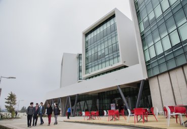 PUCV inaugura nuevo edificio para la carrera de Tecnología Médica