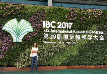 Profesor Andrés Moreira participó en el XIX Congreso Mundial de Botánica realizado en China
