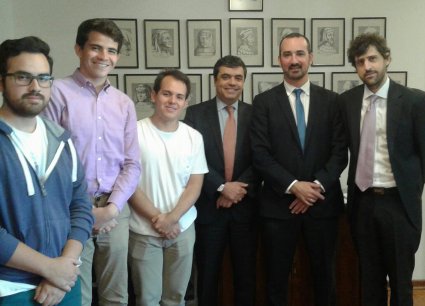 Autoridad del Ministerio de Justicia de España visita la PUCV