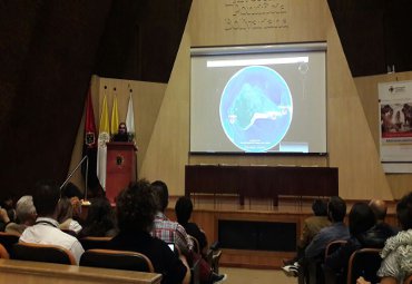 Académico del Instituto de Geografía expuso en Encuentro Internacional de Arquitectura y Diseño en Colombia
