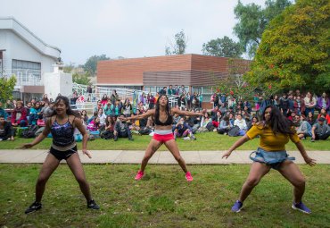 Realizan I Festival de la Danza PUCV en Sausalito