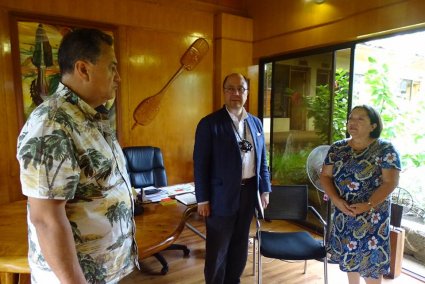 Derecho PUCV suscribe convenio de colaboración con Municipalidad de Isla de Pascua