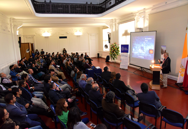 Premio Nacional de Ciencias y Presidente del Consejo de CONICYT participó en inauguración del año académico de postgrados PUCV