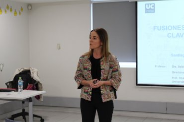 Belén Díaz, profesora del MBMF, presentó las claves y desafíos en las fusiones bancarias