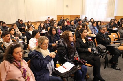 Derecho PUCV alberga primera sesión de seminario sobre discapacidad intelectual y salud mental