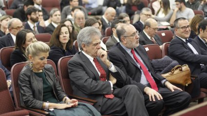 Profesor Carlos Salinas participa en las Segundas Jornadas de Ética Profesional del Abogado