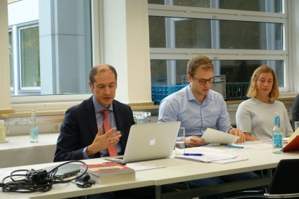 Profesores de Derecho Civil participan en actividades académicas en Universidades de Oxford y Hamburgo