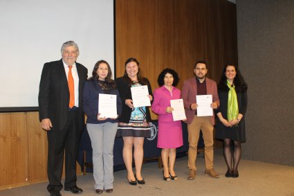 Escuela de Trabajo Social realizó ceremonia de entrega de Diplomados a profesionales de Catemu