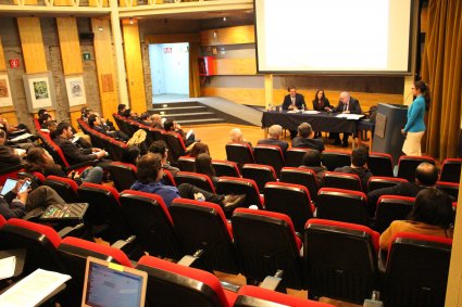 Derecho PUCV alberga seminario sobre modernización tributaria